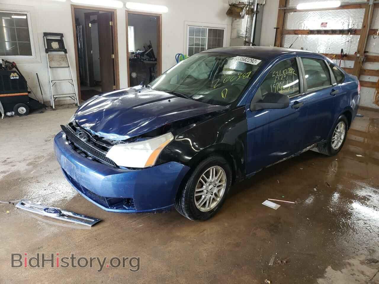 2009 FORD FOCUS - VIN: 1FAHP35N29W206389 - Фото 2