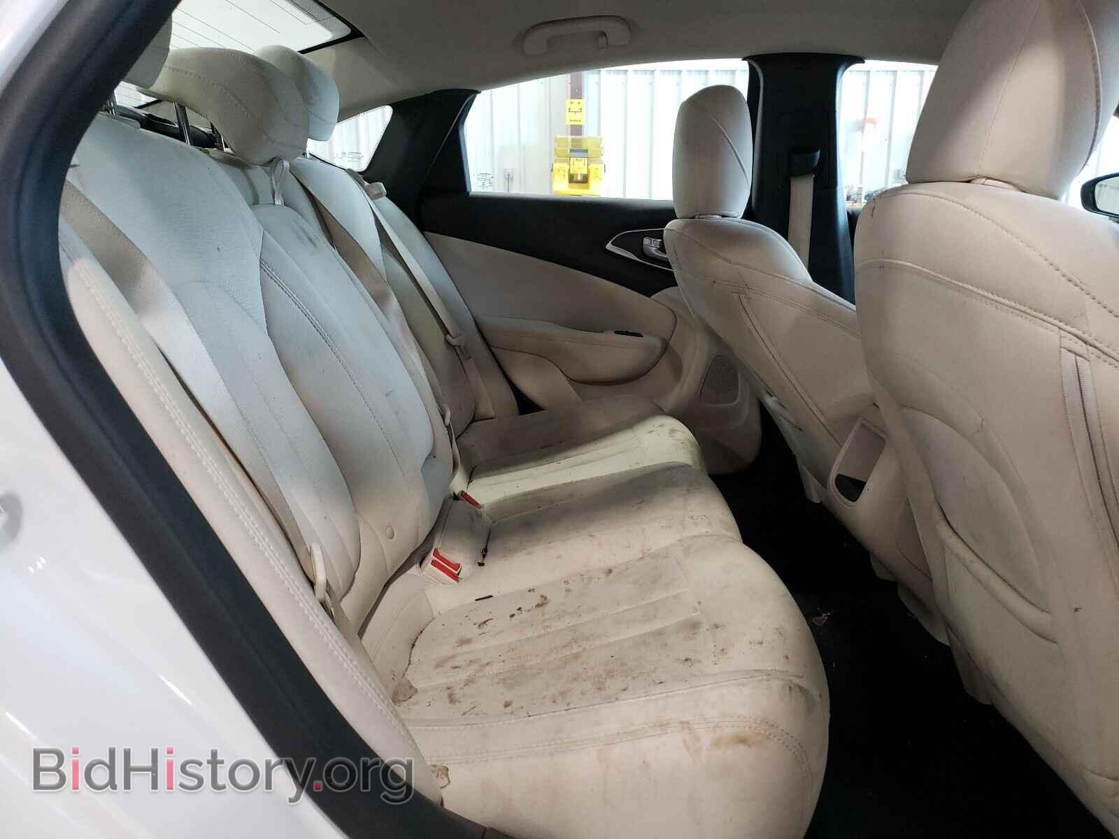 2017 CHRYSLER 200 - VIN: 1C3CCCFB7HN503462 - Фото 6
