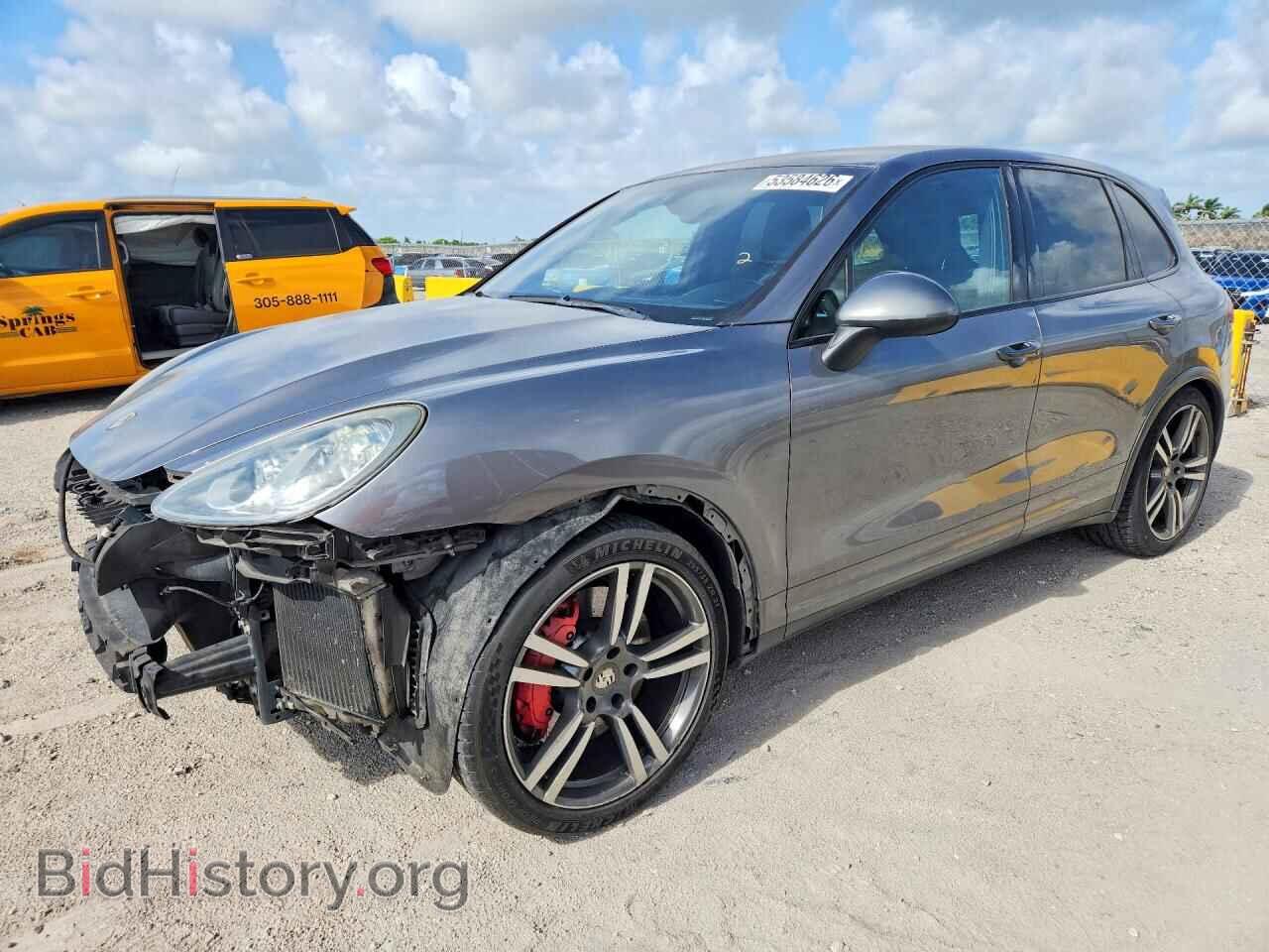 Photo WP1AC2A21BLA82036 - PORSCHE CAYENNE 2011