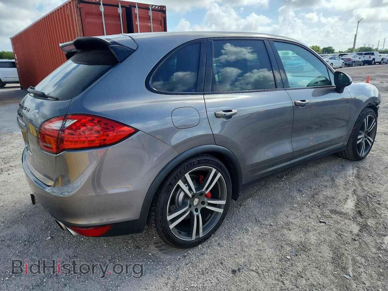 2011 PORSCHE CAYENNE - VIN: WP1AC2A21BLA82036 - Photo 3