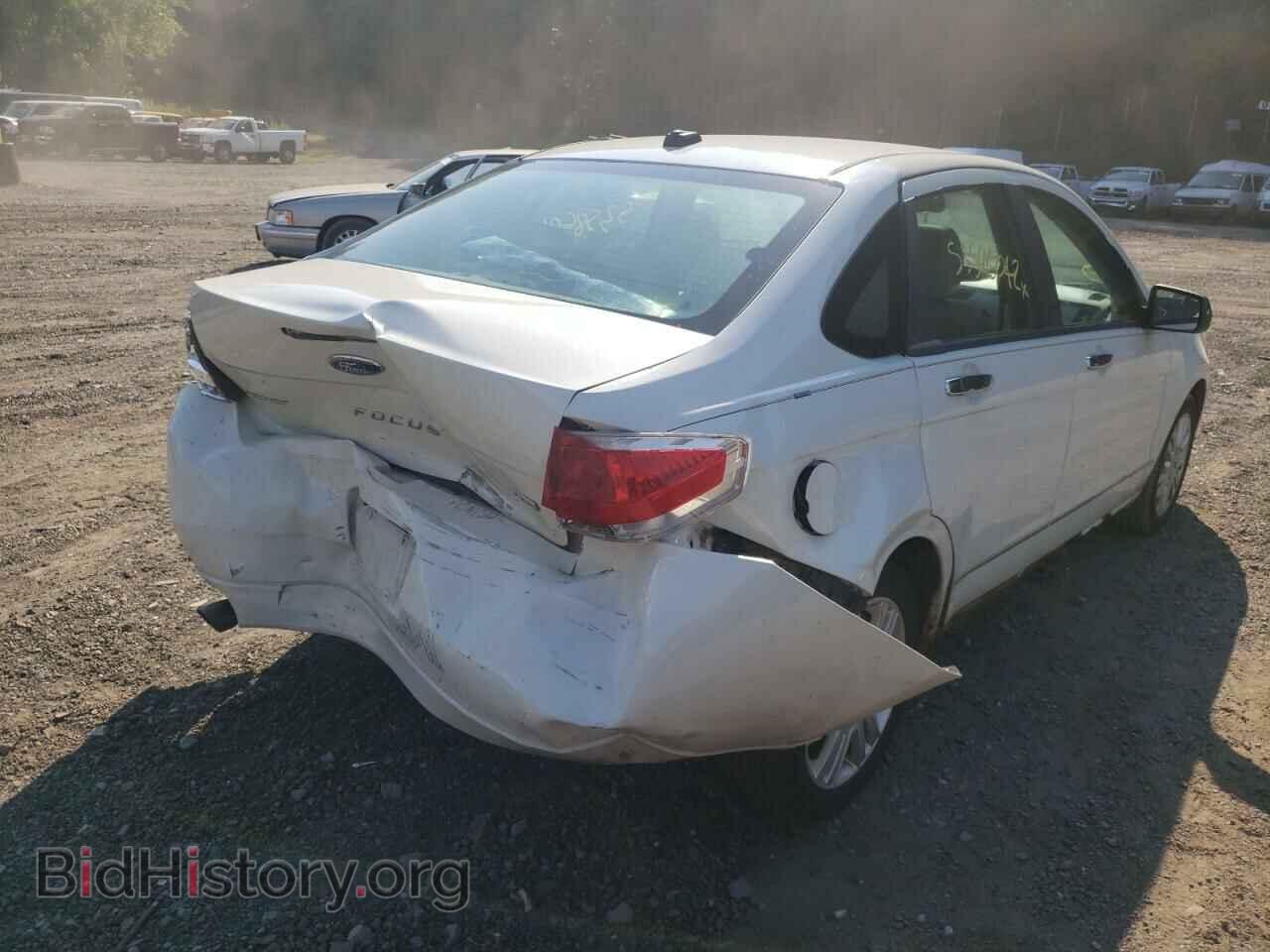 2011 FORD FOCUS - VIN: 1FAHP3HN7BW123784 - Фото 4
