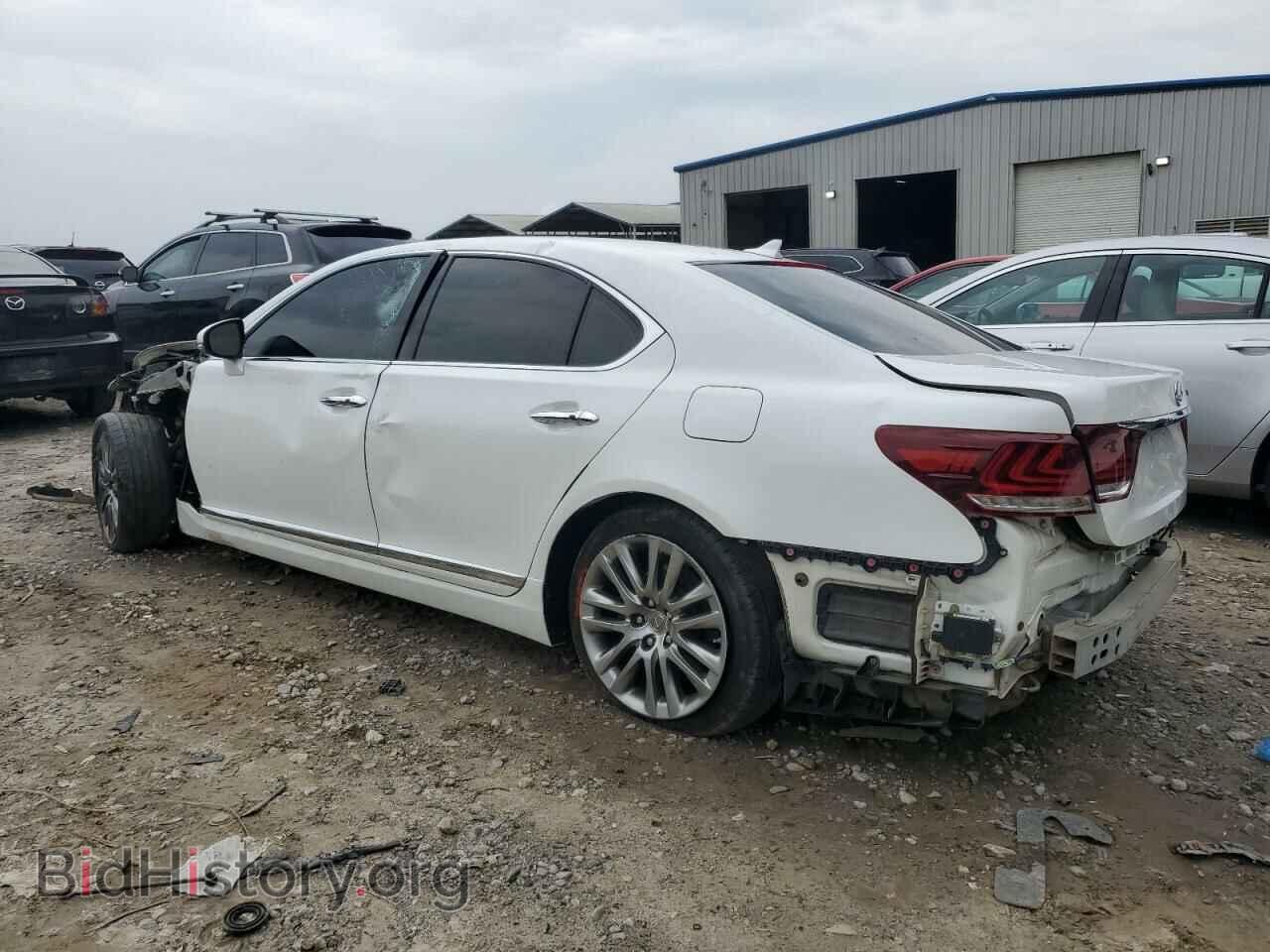 2013 LEXUS LS460 - VIN: JTHBL5EF5D5113833 - Photo 2