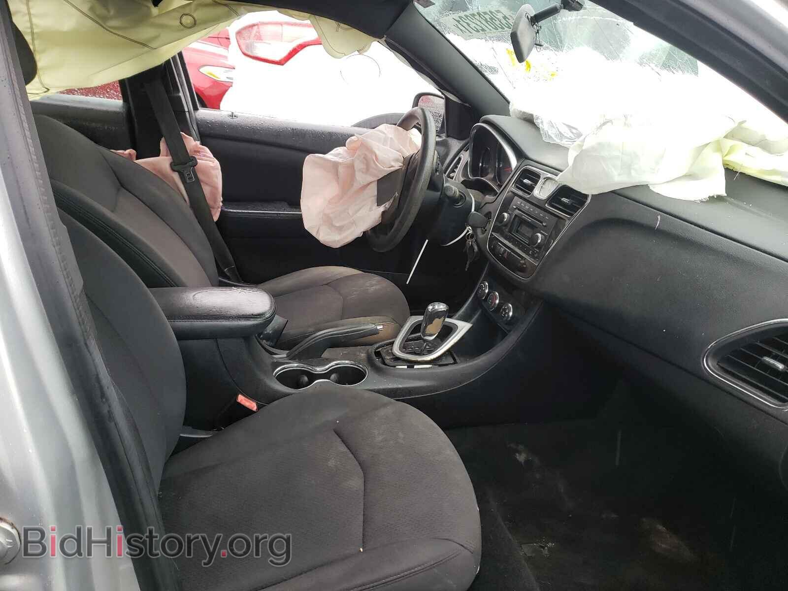 2012 CHRYSLER 200 - VIN: 1C3CCBAB4CN320708 - Photo 5