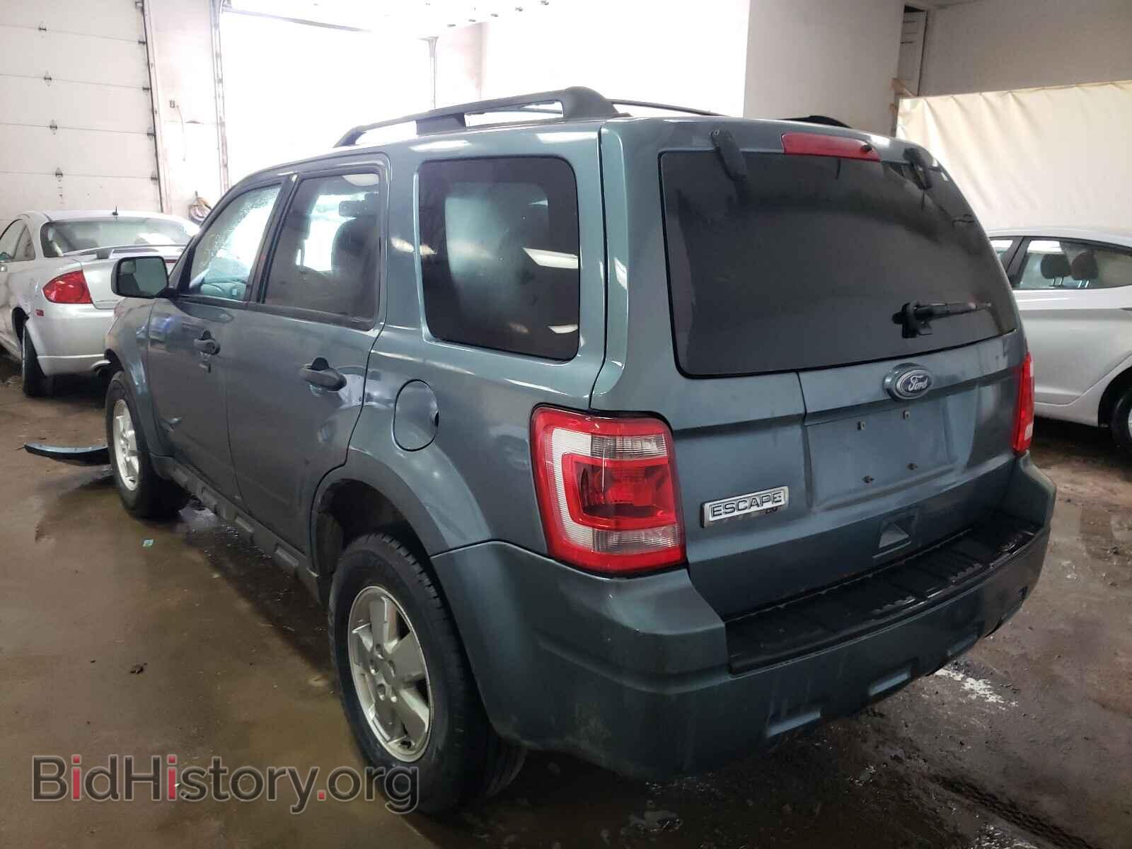 2011 FORD ESCAPE - VIN: 1FMCU0D78BKA06821 - Фото 3