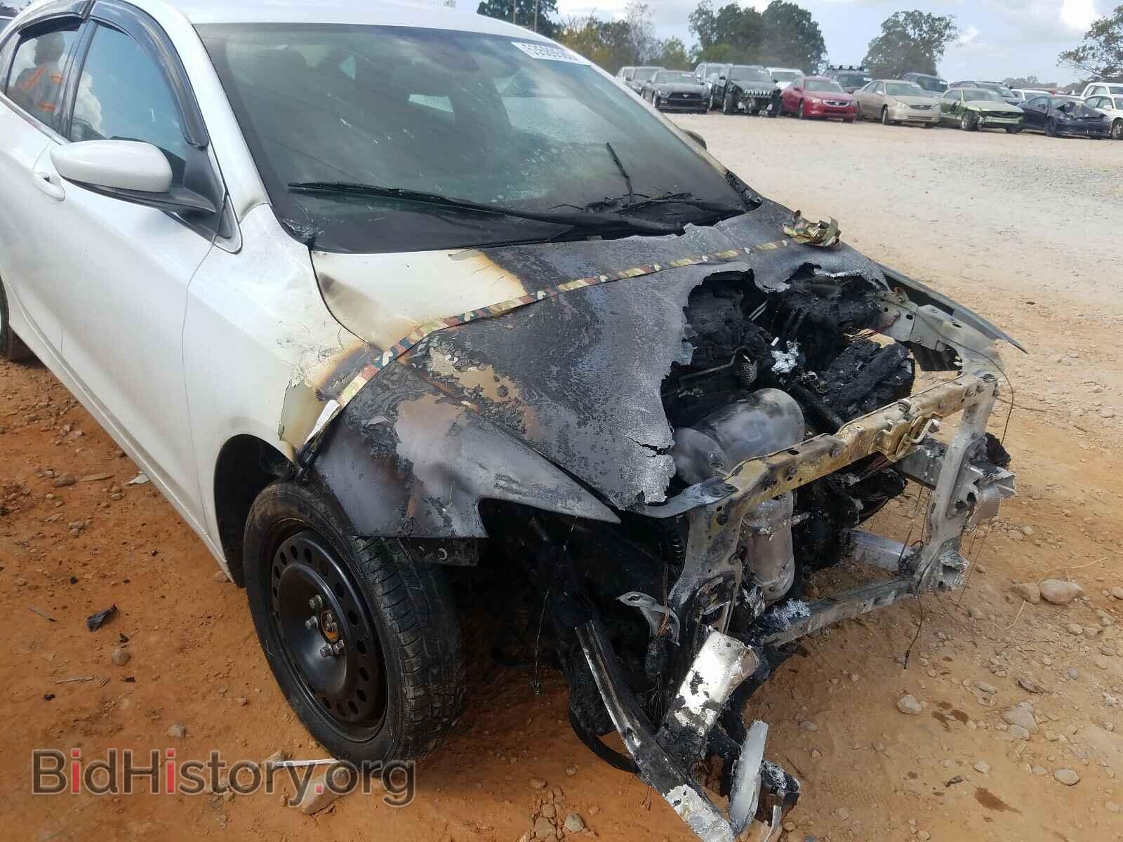 2016 CHRYSLER 200 - VIN: 1C3CCCAB5GN117290 - Фото 9