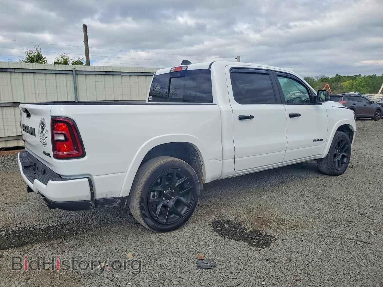 2025 RAM 1500 - VIN: 1C6SRFJP1SN693655 - Photo 3