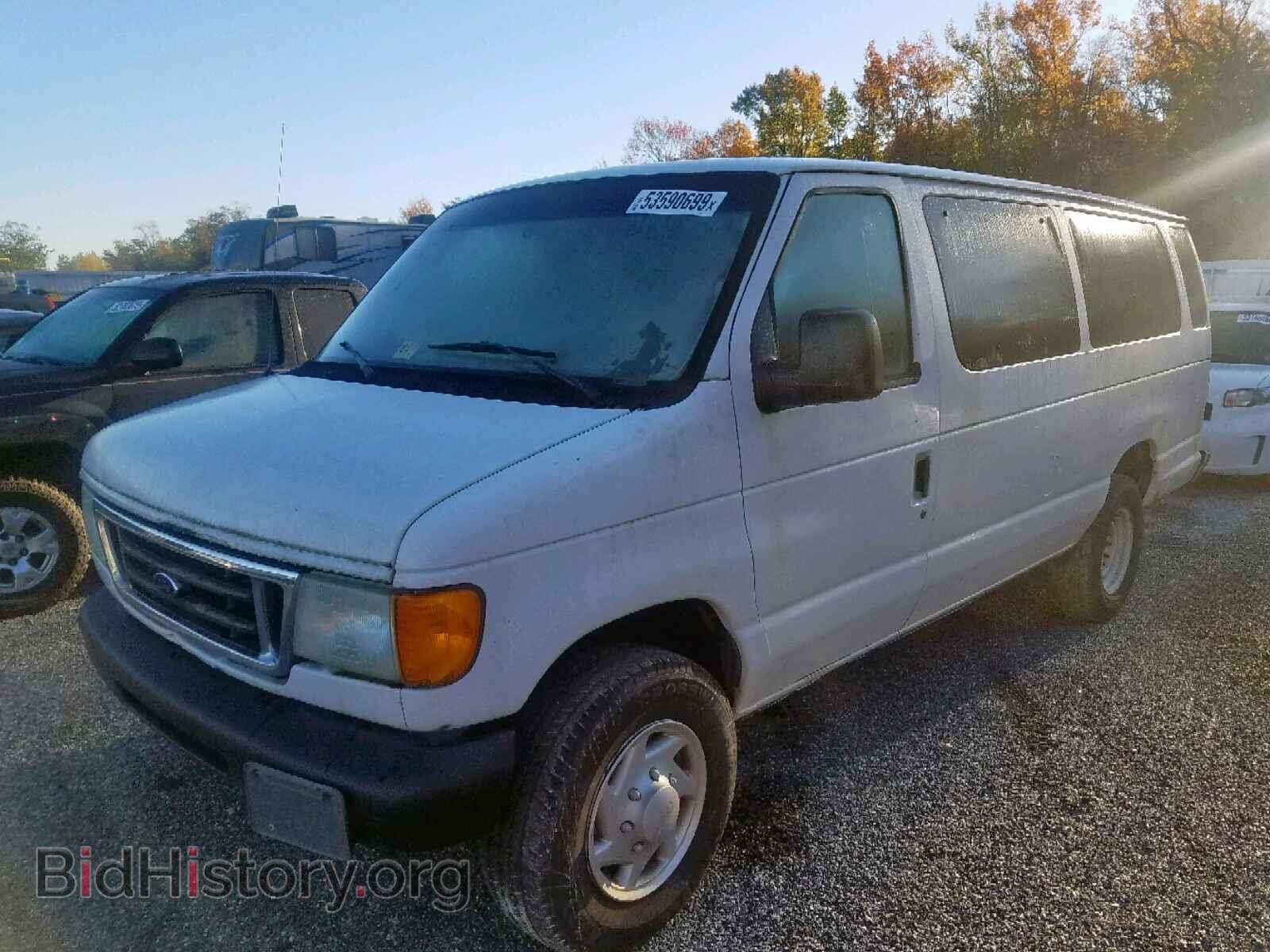 2005 FORD ECONOLINE - VIN: 1FBSS31LX5HB29552 - Фото 2
