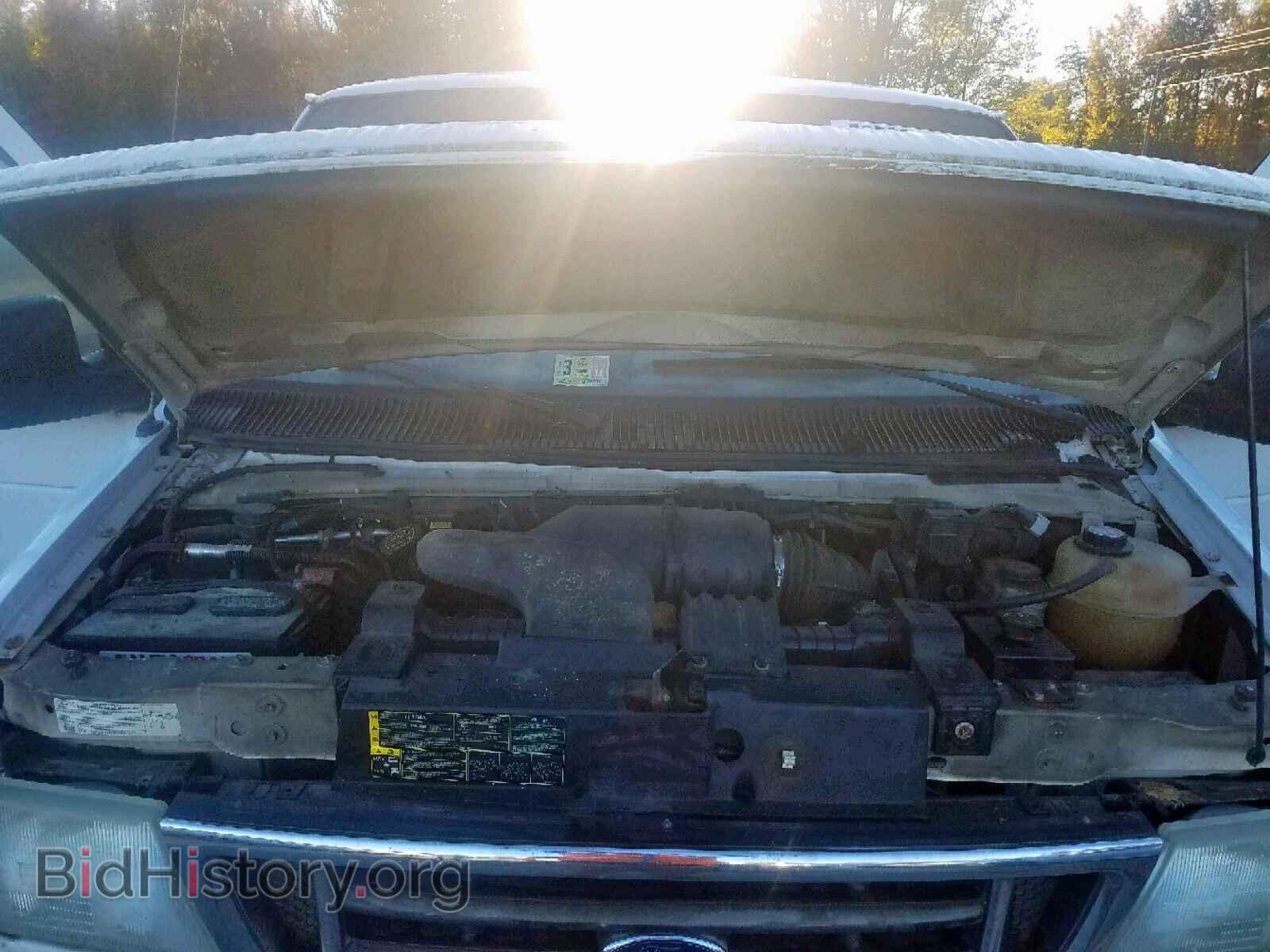 2005 FORD ECONOLINE - VIN: 1FBSS31LX5HB29552 - Фото 7