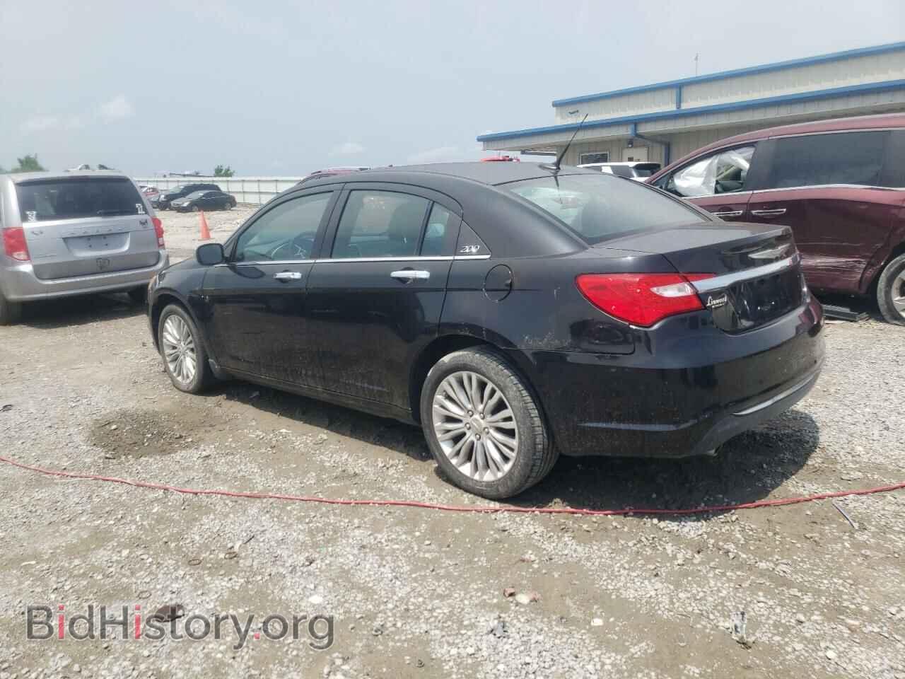 2011 CHRYSLER 200 - VIN: 1C3BC2FG0BN518006 - Фото 2