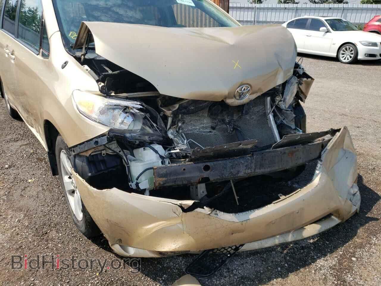 2011 TOYOTA SIENNA - VIN: 5TDKK3DC5BS064205 - Фото 9