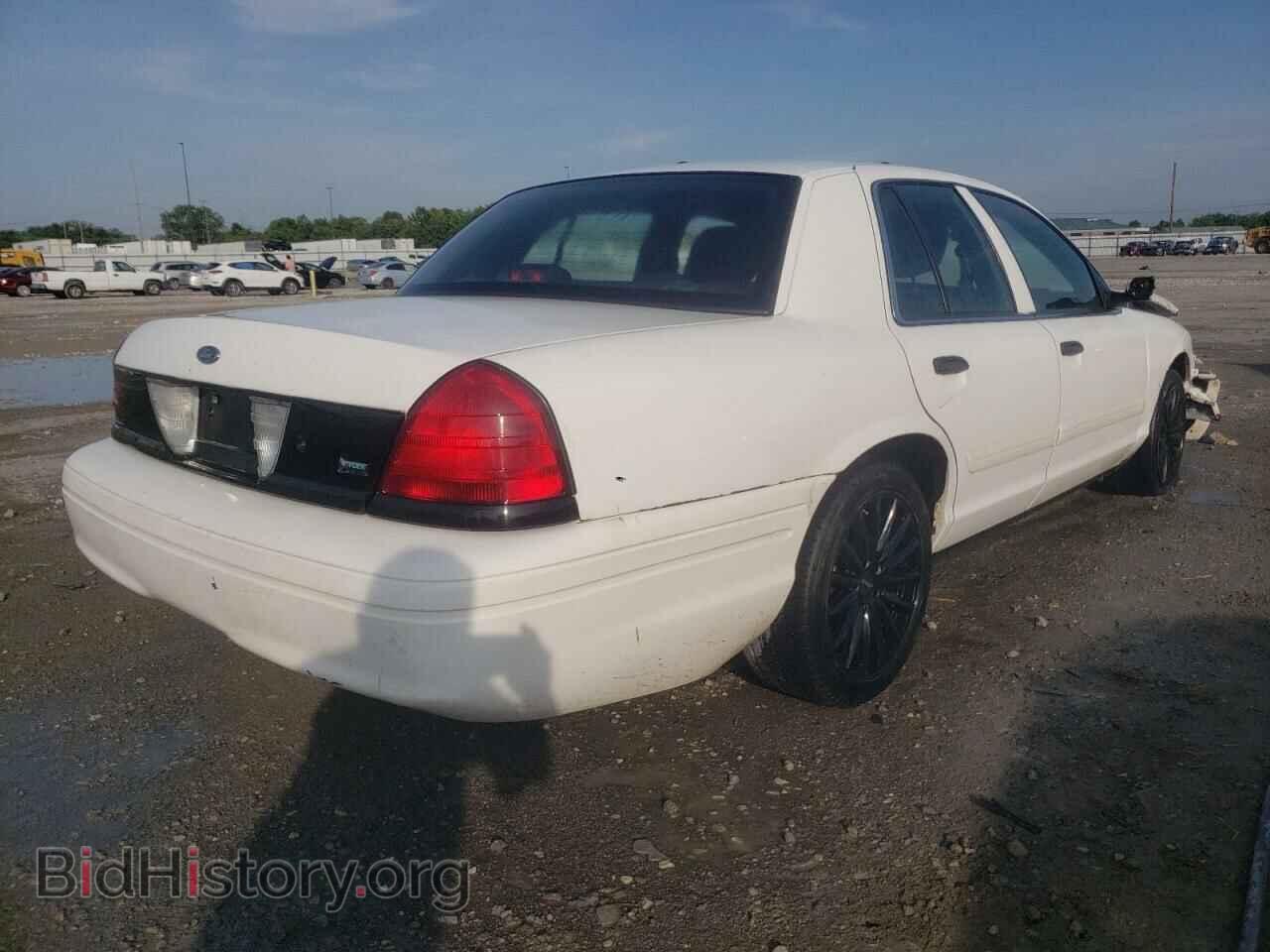 2011 FORD CROWN VIC - VIN: 2FABP7BV9BX172995 - Фото 4