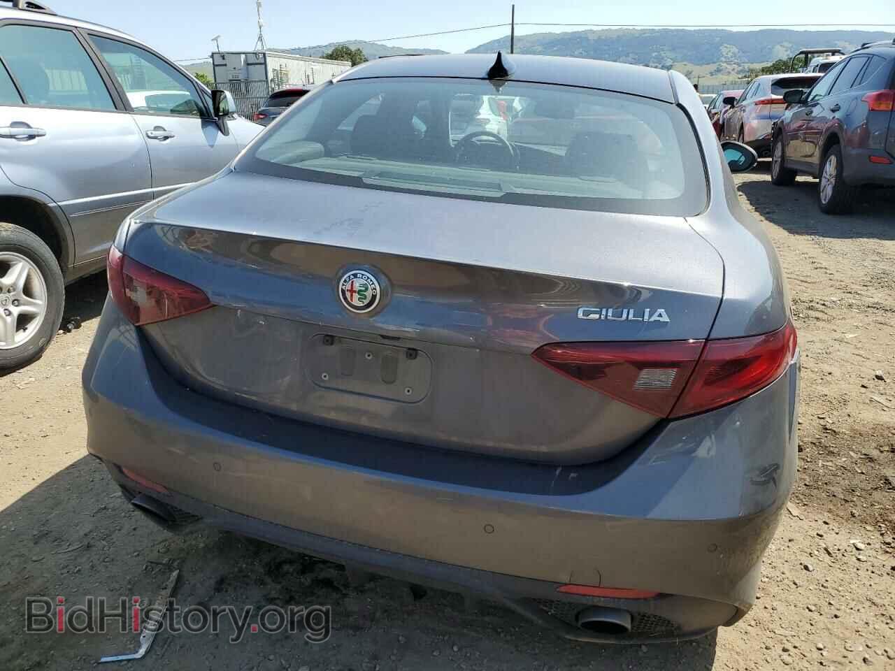 2017 ALFA ROMEO GIULIA - VIN: ZARFAECN8H7552625 - Фото 6