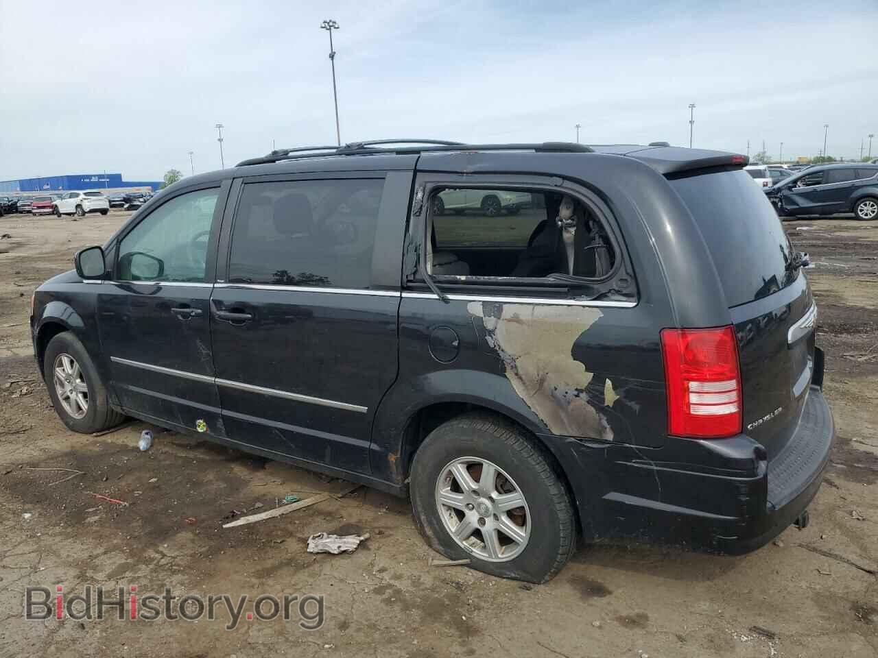 2010 CHRYSLER MINIVAN - VIN: 2A4RR5D13AR450028 - Photo 2