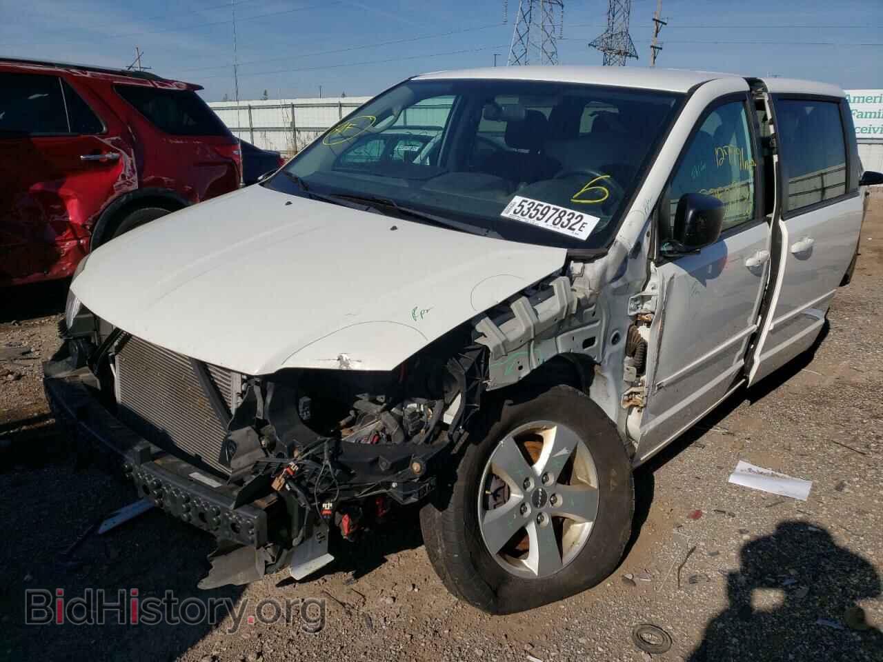 2013 DODGE CARAVAN - VIN: 2C4RDGBGXDR563566 - Фото 2