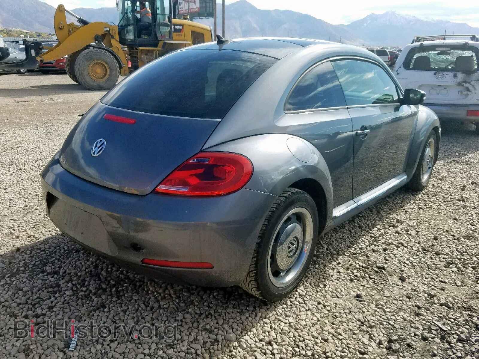 2012 VOLKSWAGEN BEETLE - VIN: 3VWJP7AT3CM631096 - Фото 4