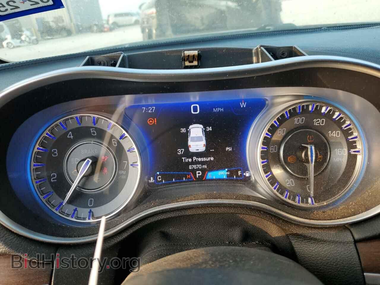 2015 CHRYSLER 300 - VIN: 2C3CCAPT6FH899336 - Фото 9
