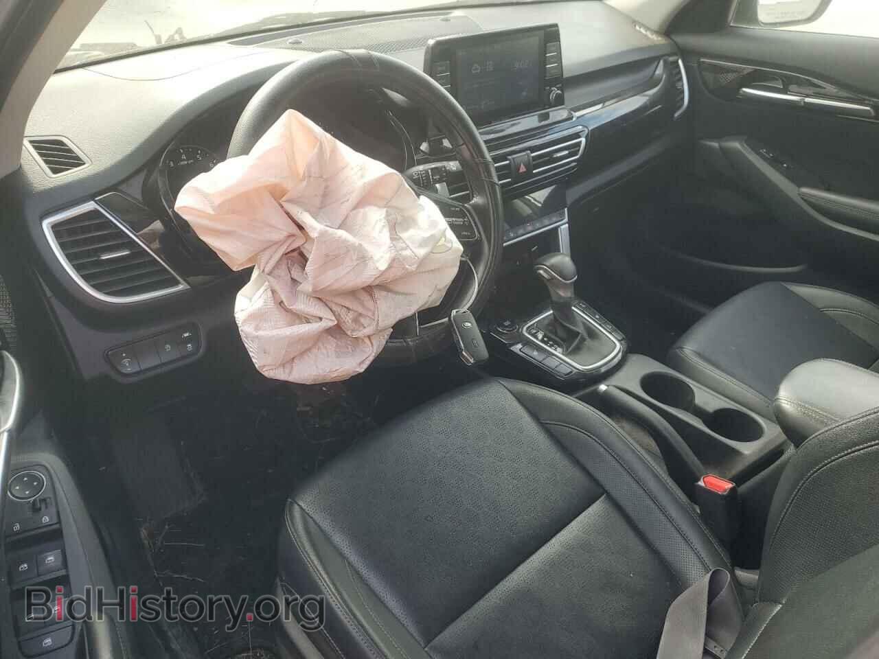 2021 KIA SELTOS - VIN: KNDERCAA8M7222044 - Фото 8