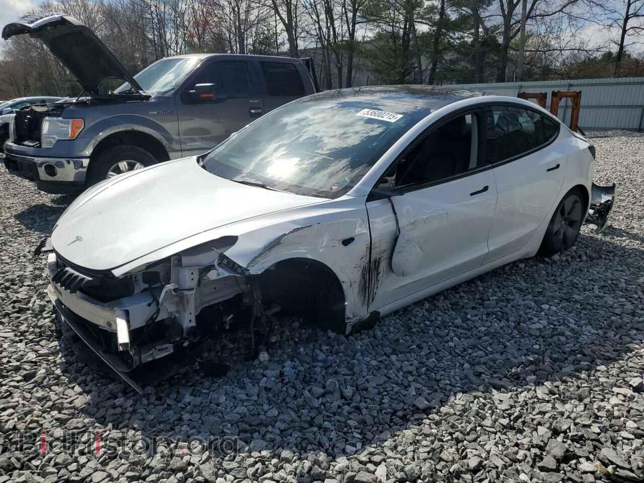 Фотография 5YJ3E1EB9NF159977 - TESLA MODEL 3 2022