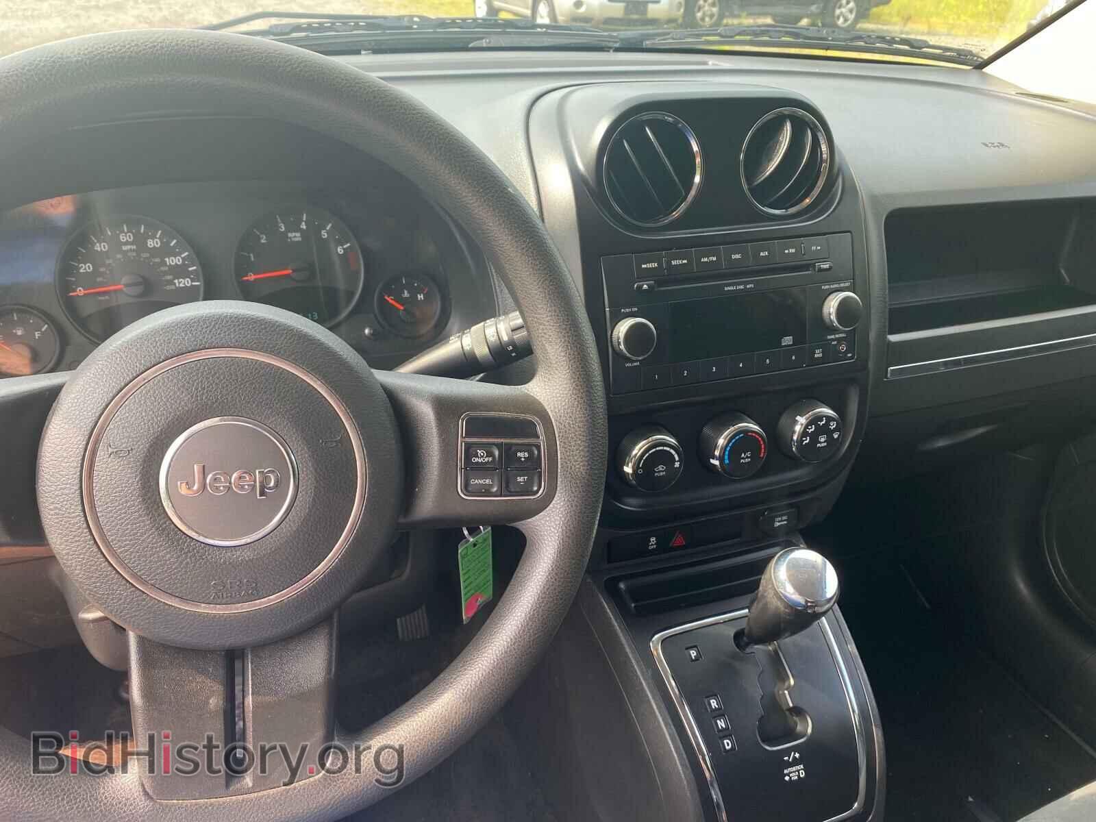 2011 JEEP COMPASS - VIN: 1J4NF1FB9BD193743 - Photo 9