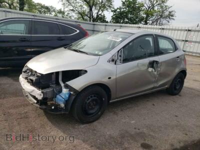 2011 Mazda 2, серебристый — VIN JM1DE1HZ3B0129705, Copart