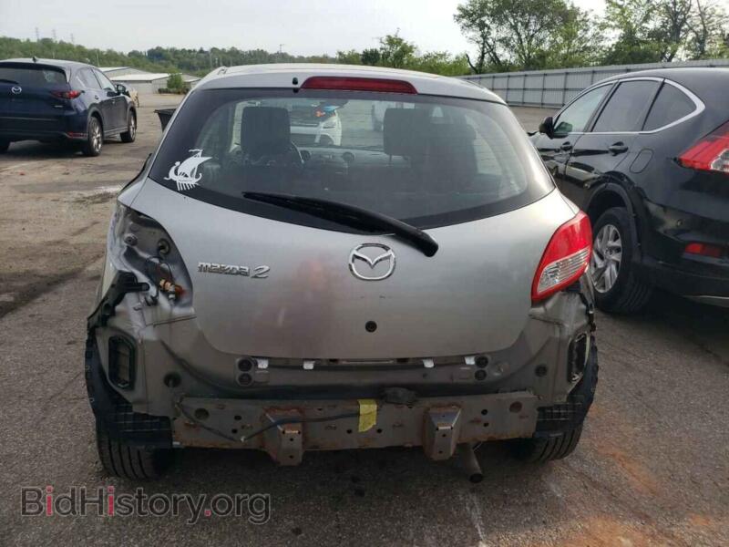 2011 Mazda 2 (VIN JM1DE1HZ3B0129705) — фото 6 из 13