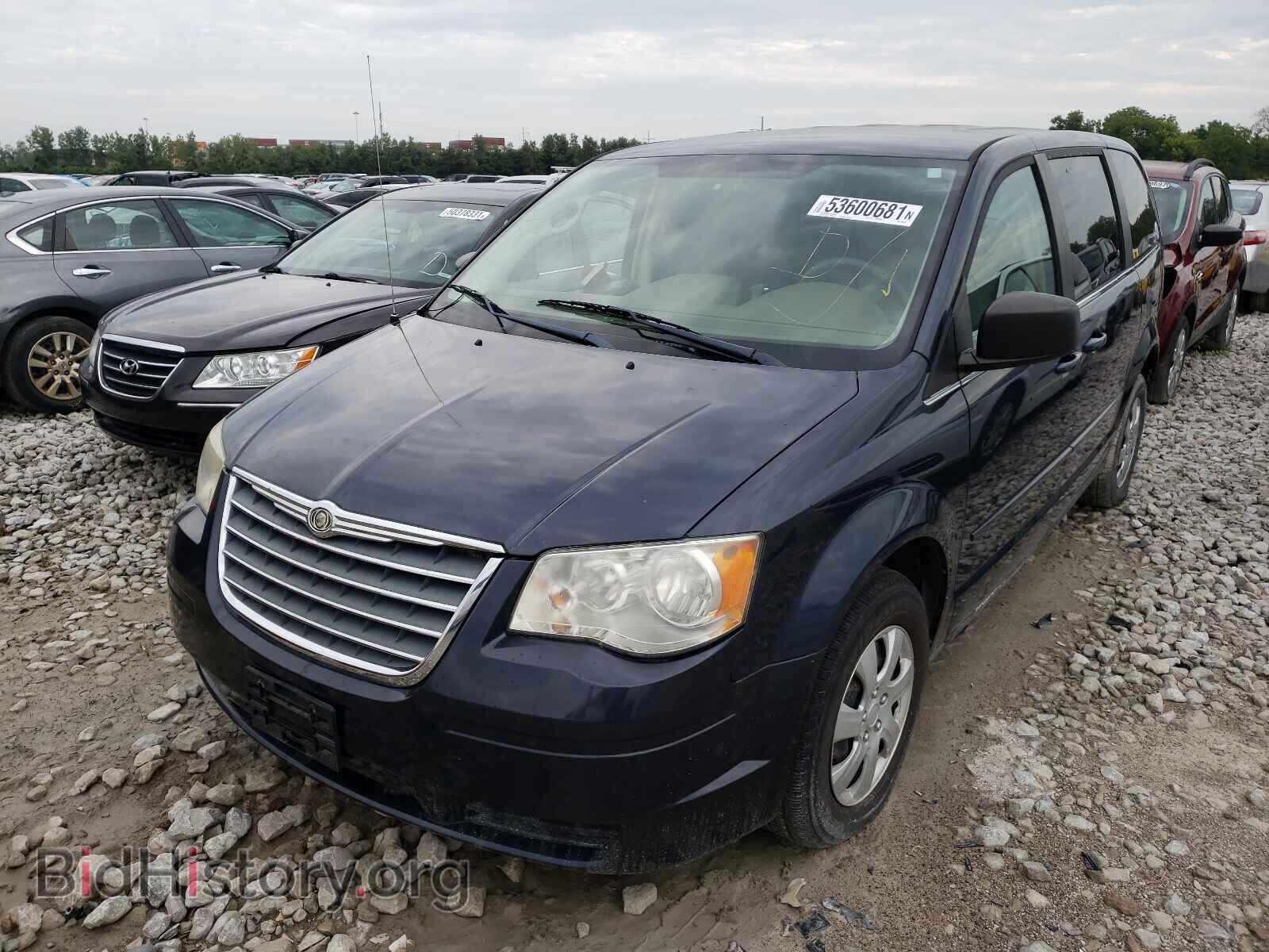 2009 CHRYSLER MINIVAN - VIN: 2A8HR44E49R542543 - Фото 2