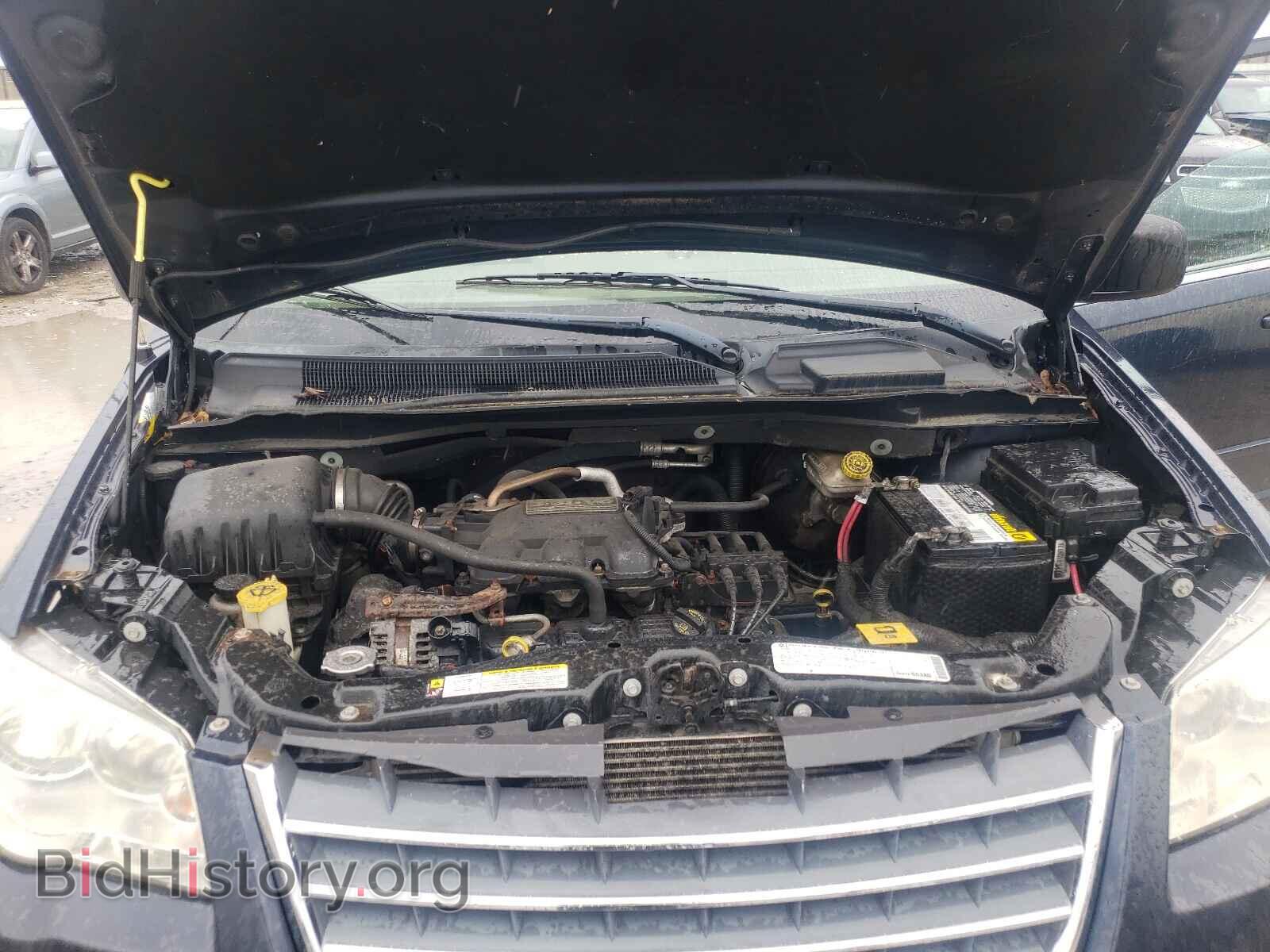 2009 CHRYSLER MINIVAN - VIN: 2A8HR44E49R542543 - Фото 7