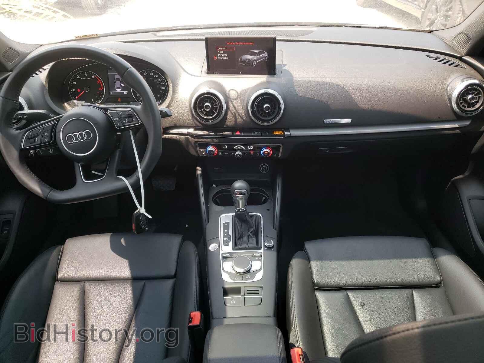 2018 AUDI A3 - VIN: WAUAUGFF4J1022069 - Фото 9