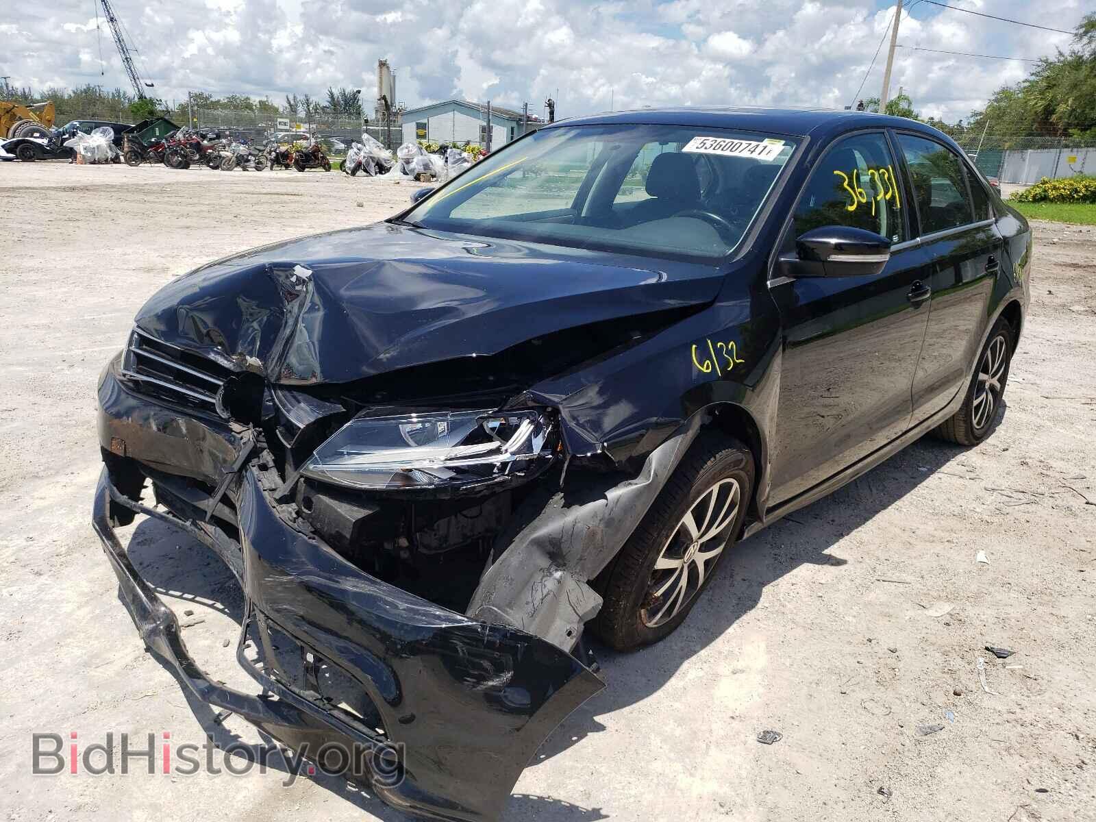 2017 VOLKSWAGEN JETTA - VIN: 3VWDB7AJ5HM242168 - Фото 2