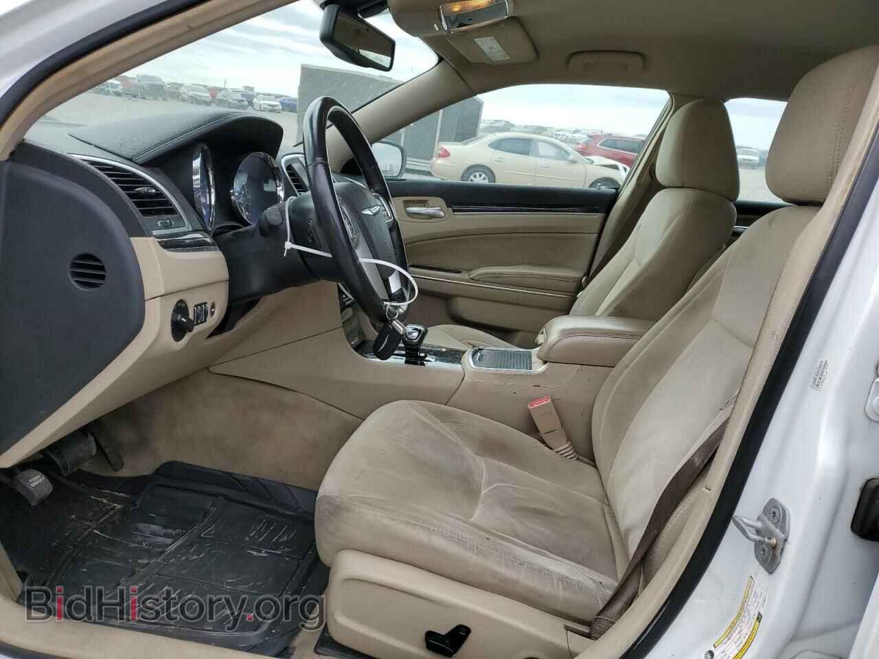 2012 CHRYSLER 300 - VIN: 2C3CCAAG2CH138441 - Фото 7