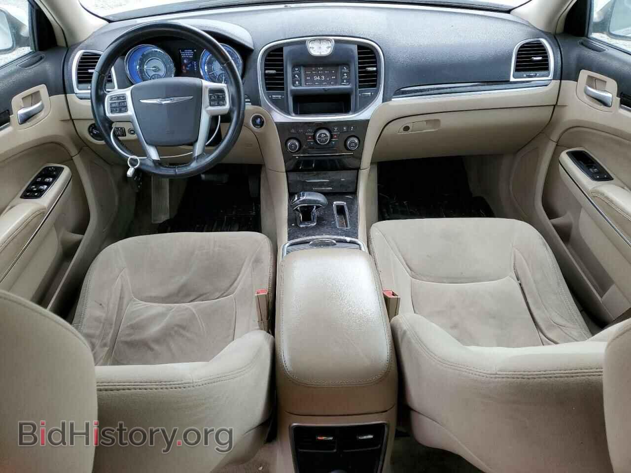 2012 CHRYSLER 300 - VIN: 2C3CCAAG2CH138441 - Фото 8