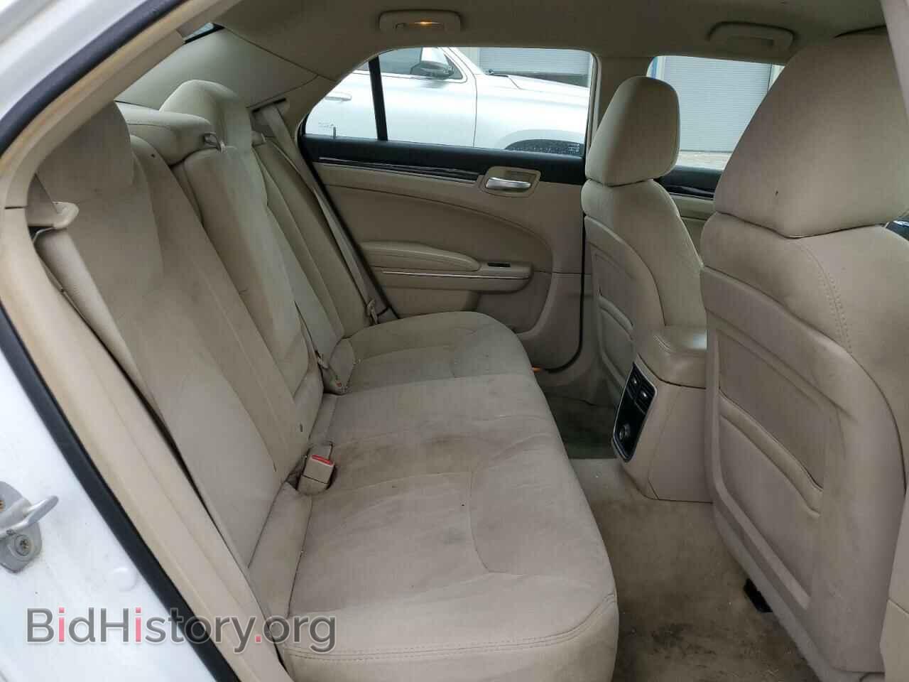 2012 CHRYSLER 300 - VIN: 2C3CCAAG2CH138441 - Фото 10