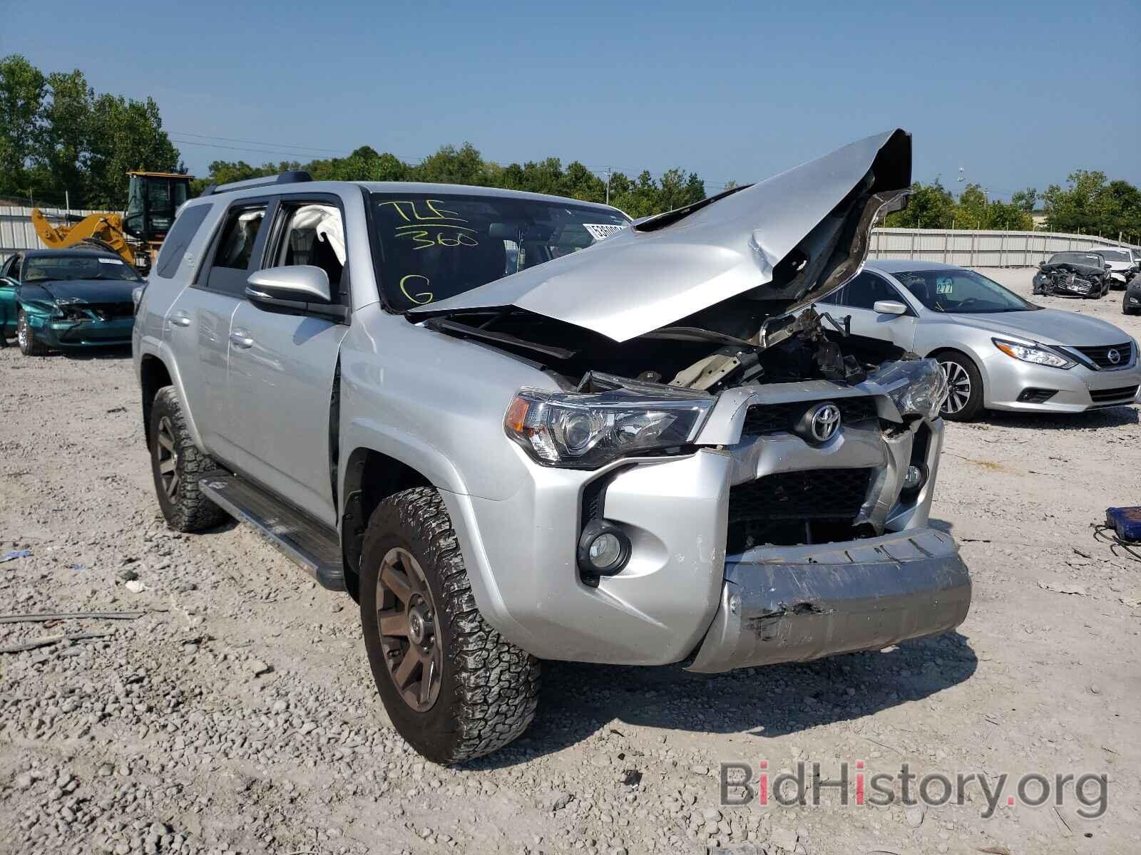 Фотография JTEBU5JR3J5483216 - TOYOTA 4RUNNER 2018