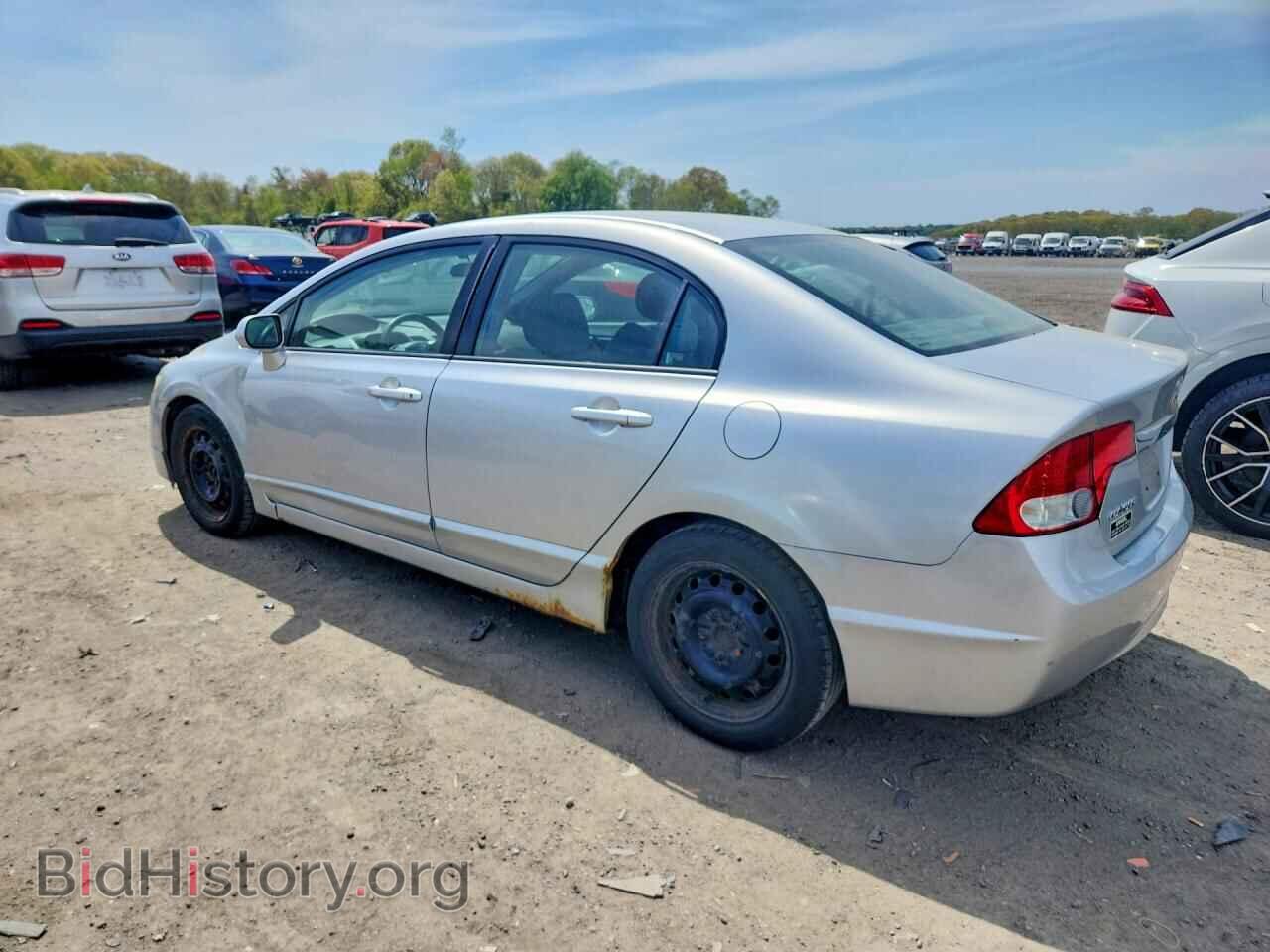 2011 HONDA CIVIC - VIN: 2HGFA1F88BH531179 - Фото 2