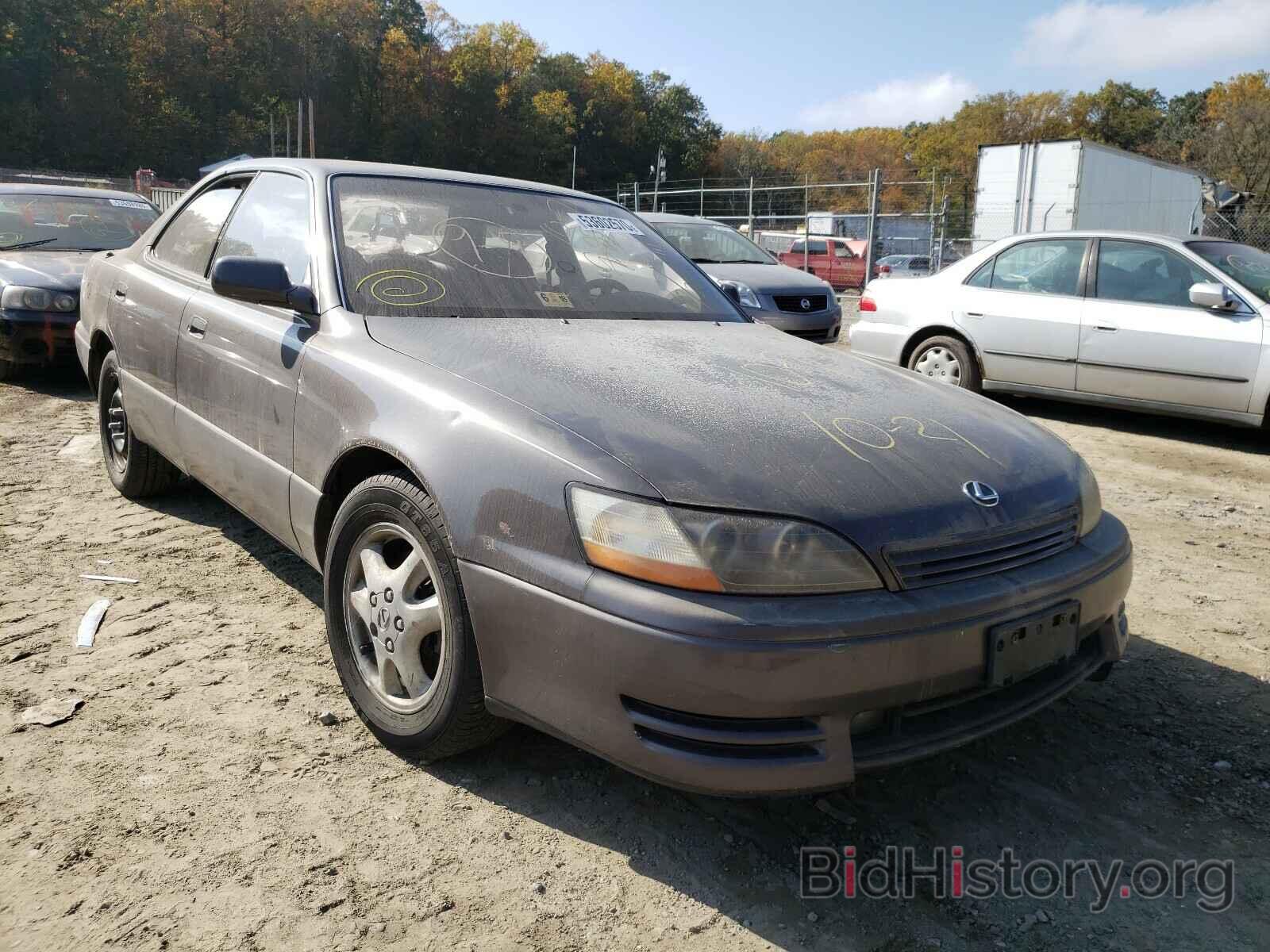 Photo JT8BF12G8T0179205 - LEXUS ES300 1996