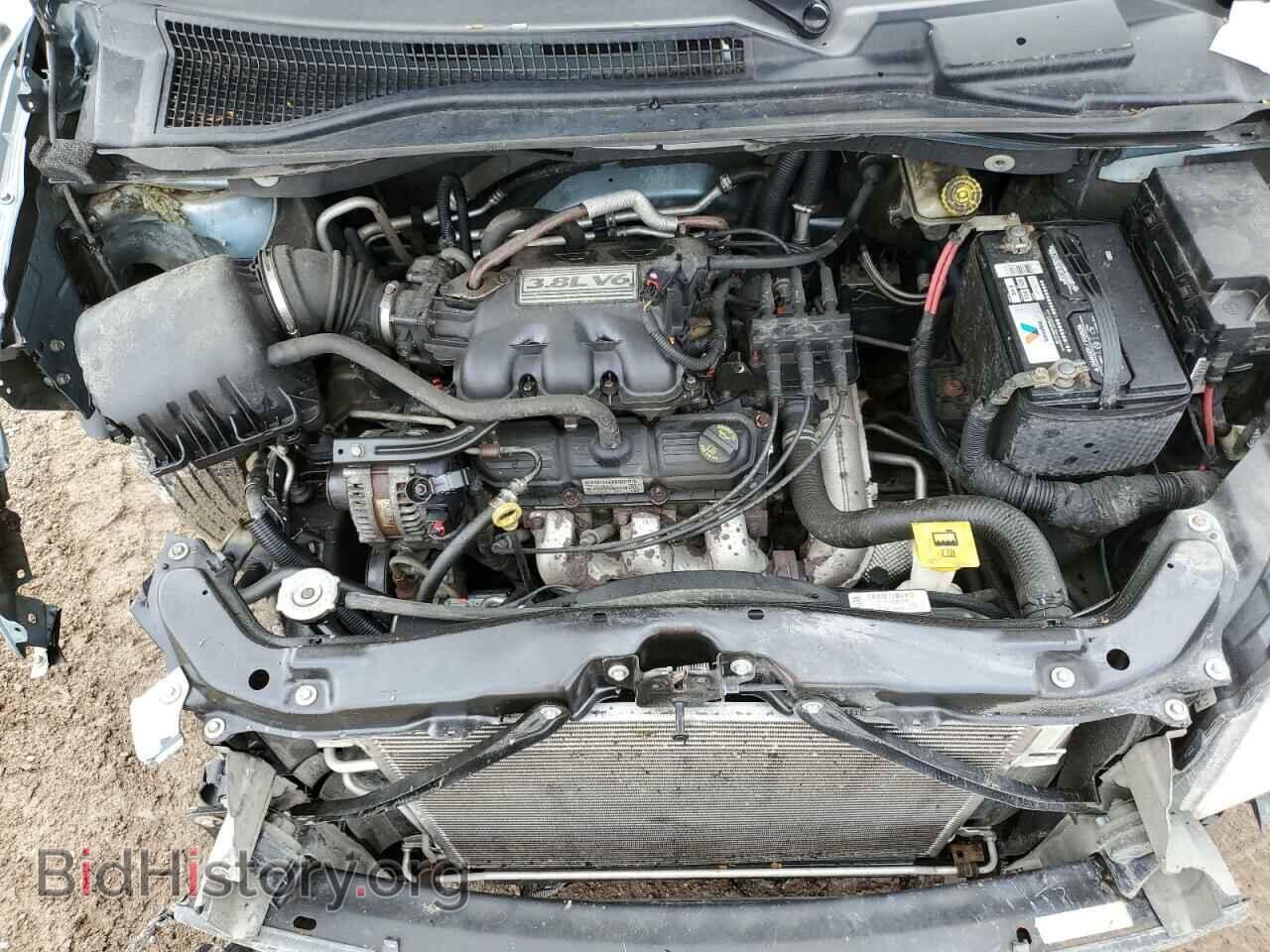 2008 CHRYSLER MINIVAN - VIN: 2A8HR54P48R610927 - Фото 12