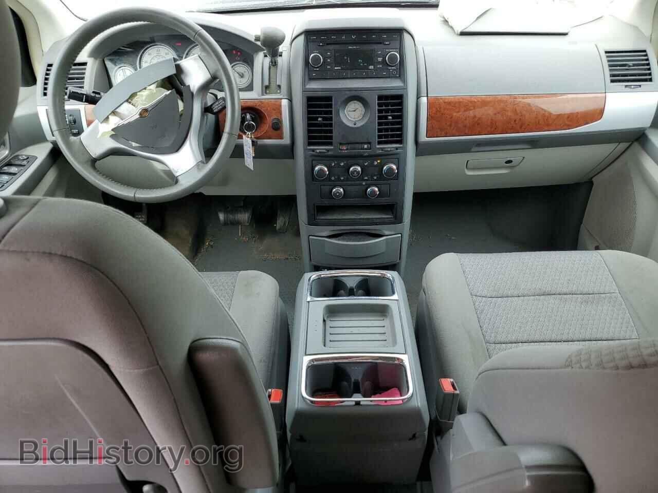 2008 CHRYSLER MINIVAN - VIN: 2A8HR54P48R610927 - Фото 8