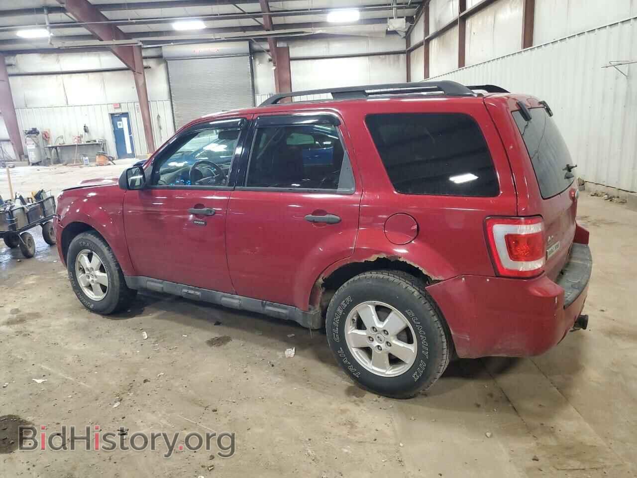 2011 FORD ESCAPE - VIN: 1FMCU9DG7BKB15811 - Фото 2