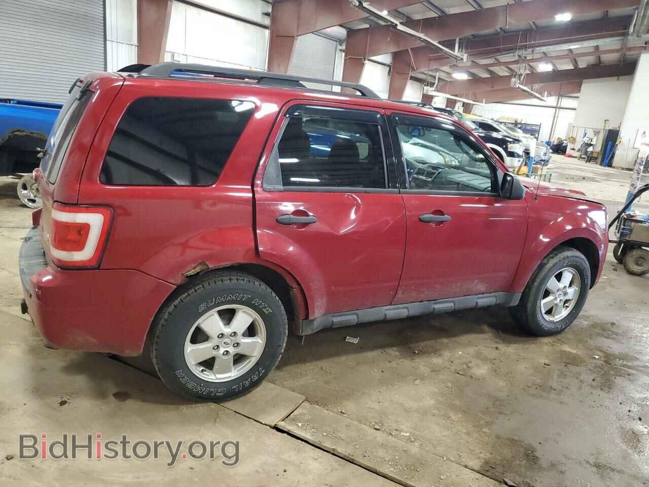 2011 FORD ESCAPE - VIN: 1FMCU9DG7BKB15811 - Фото 3