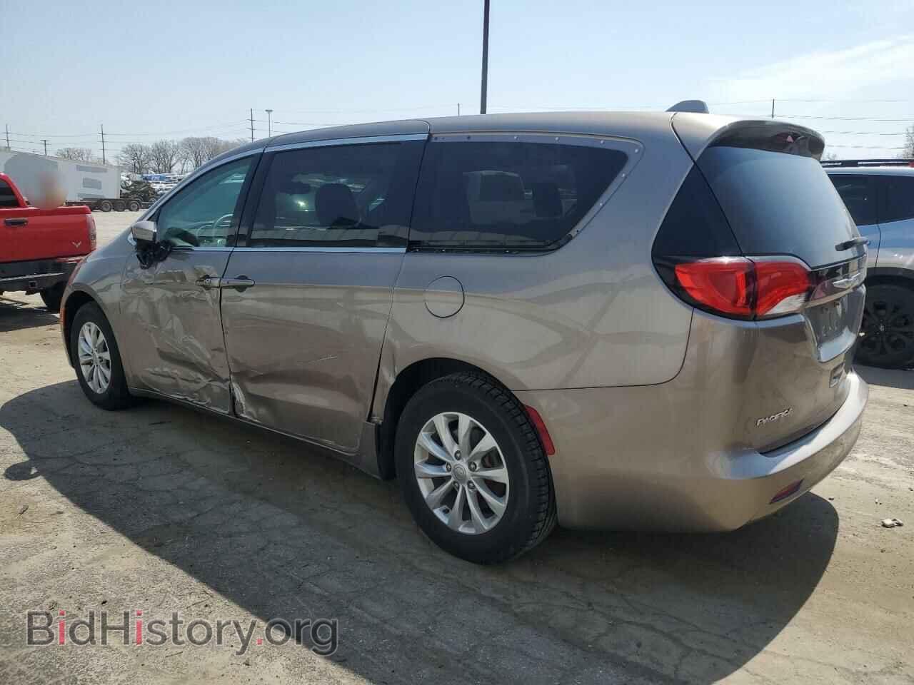 2017 CHRYSLER PACIFICA - VIN: 2C4RC1DG7HR550700 - Фото 2