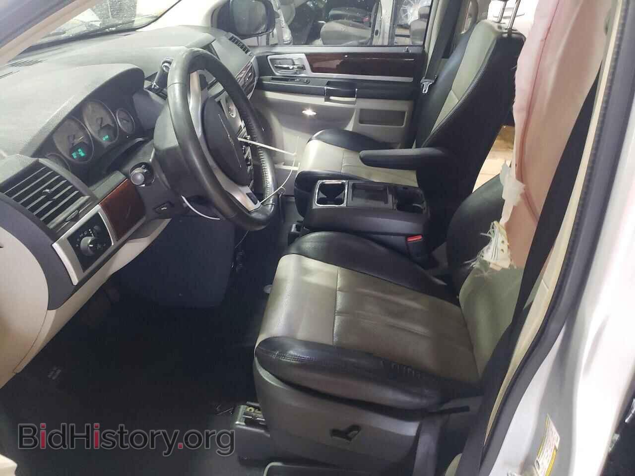 2010 CHRYSLER MINIVAN - VIN: 2A4RR8D17AR422847 - Фото 7