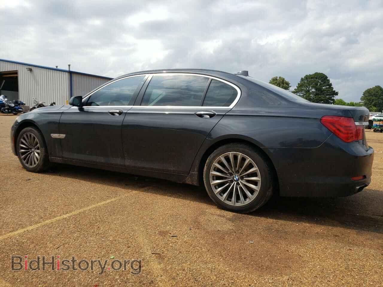 2012 BMW 7 SERIES - VIN: WBAKB4C57CC576475 - Фото 2