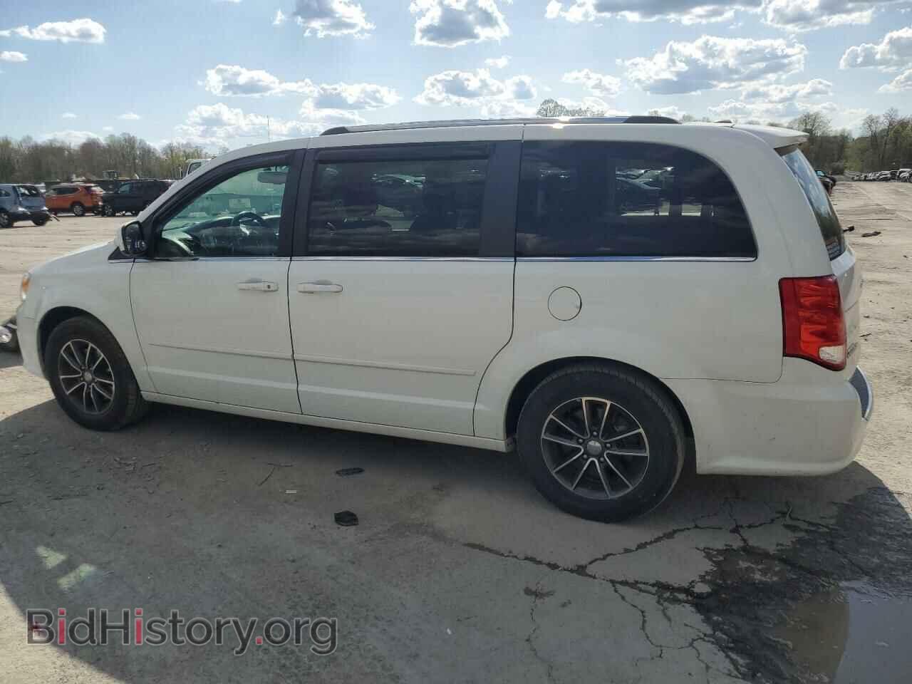 2017 DODGE CARAVAN - VIN: 2C4RDGCG1HR825432 - Фото 2