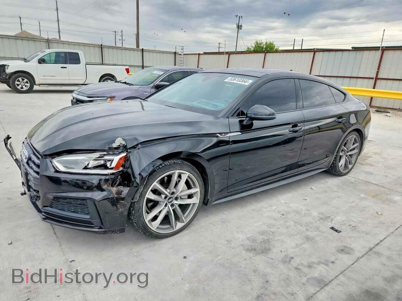 Photo WAUENCF58KA011432 - AUDI A5 2019