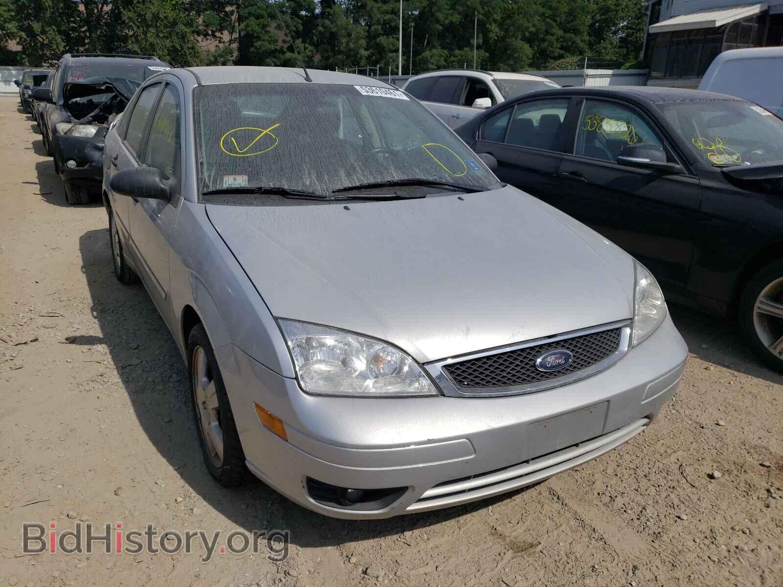 Photo 1FAHP34N16W136736 - FORD FOCUS 2006