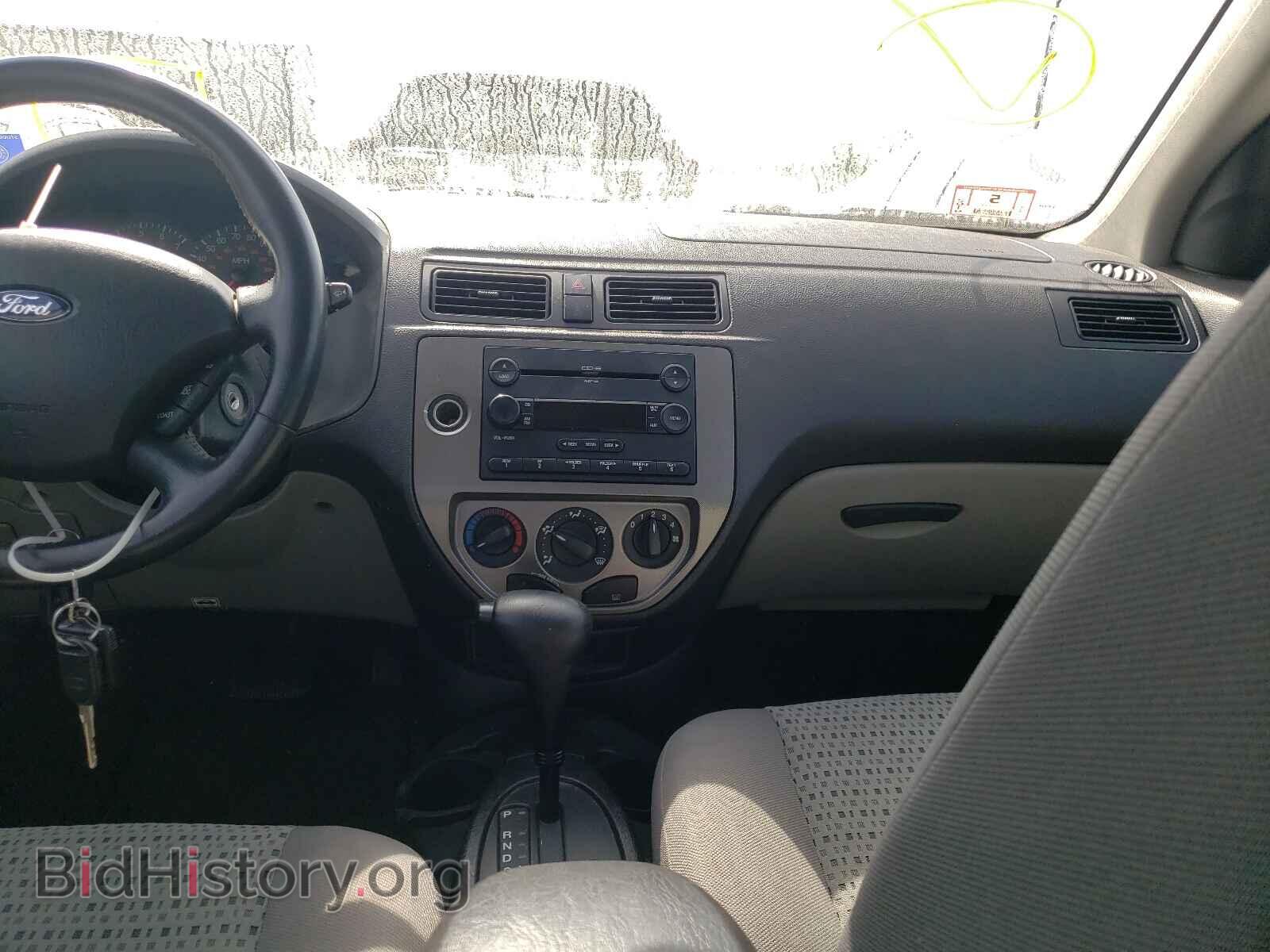 2006 FORD FOCUS - VIN: 1FAHP34N16W136736 - Фото 9
