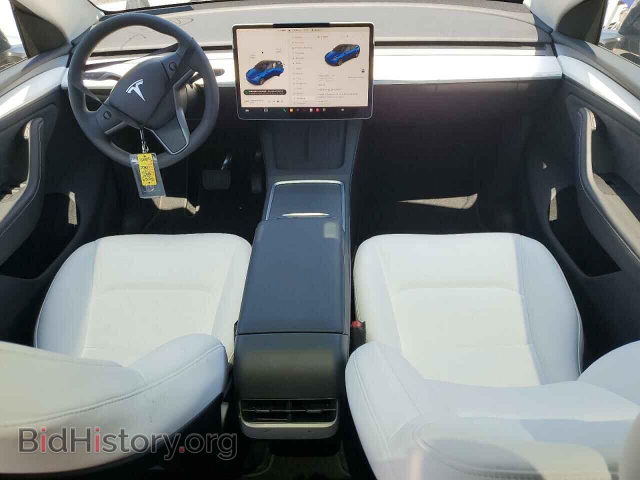 2024 TESLA MODEL Y - VIN: 7SAYGDEE9RA237966 - Фото 8