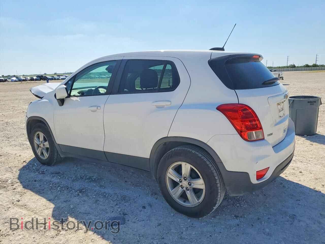 2020 CHEVROLET TRAX - VIN: 3GNCJKSB8LL117859 - Фото 2
