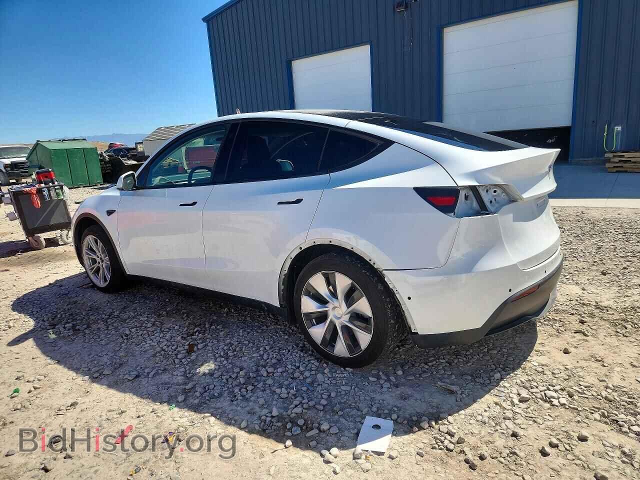 2022 TESLA MODEL Y - VIN: 7SAYGAEEXNF518718 - Фото 2