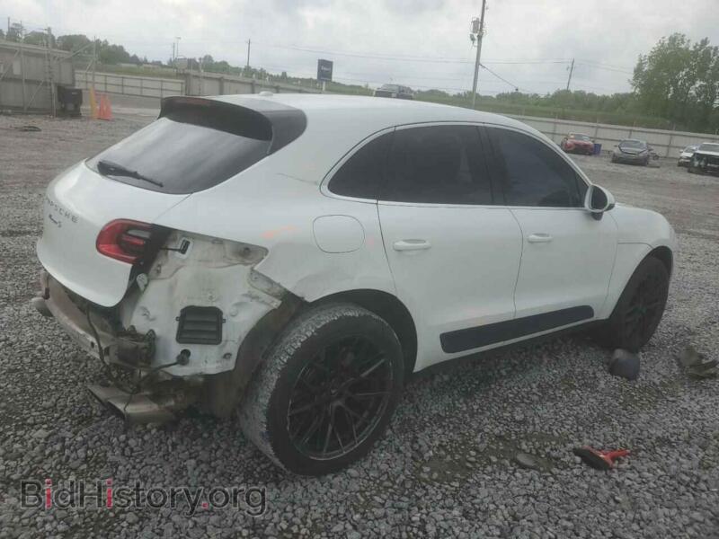 2016 Porsche MACAN (VIN WP1AB2A52GLB42829) — photo 3 of 13